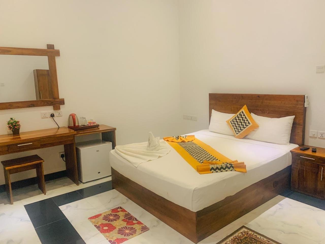 Hotel River Front Tissamaharama Εξωτερικό φωτογραφία