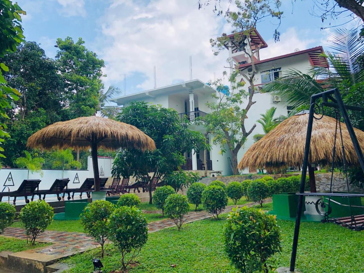 Hotel River Front Tissamaharama Εξωτερικό φωτογραφία